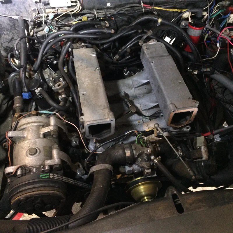 Engine Bay without the Mixture Unit