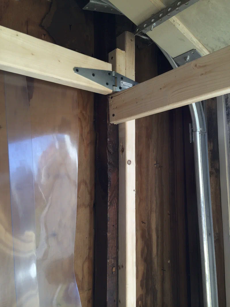 Left Door Mount